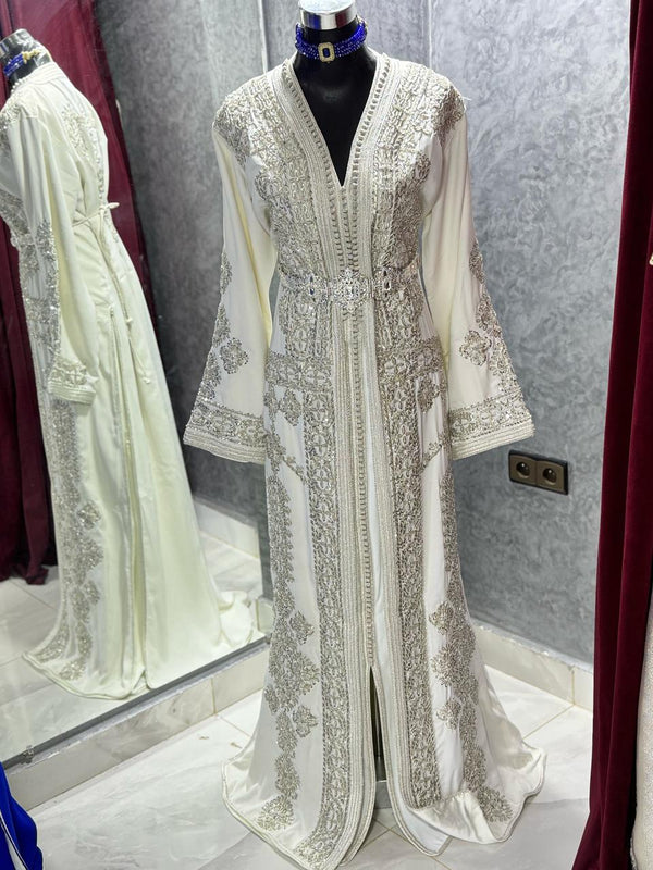 Royal White Wedding Dress Fully Handmade, Moroccan Takchita Dress, Elegant Embroidered White Caftan, Luxury Wedding Dress for Women, Henna