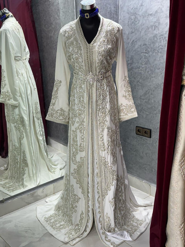 Royal White Wedding Dress Fully Handmade, Moroccan Takchita Dress, Elegant Embroidered White Caftan, Luxury Wedding Dress for Women, Henna