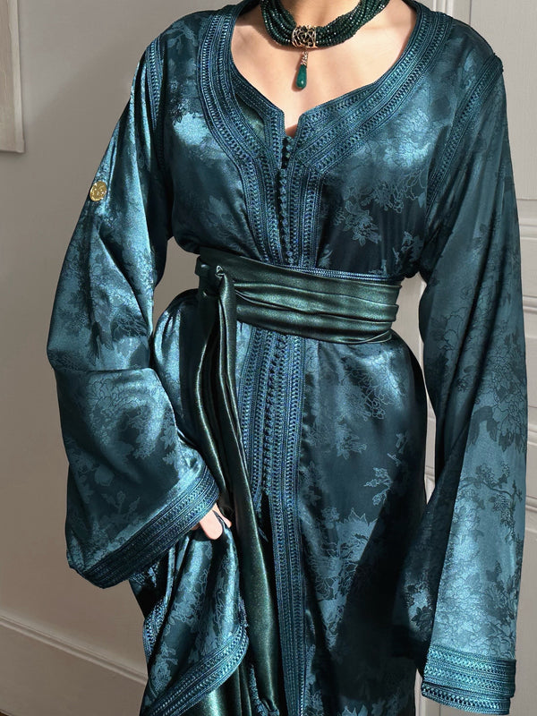 Royal Emerald Moroccan Kaftan – Handmade Satin Jacquard Wedding Dress